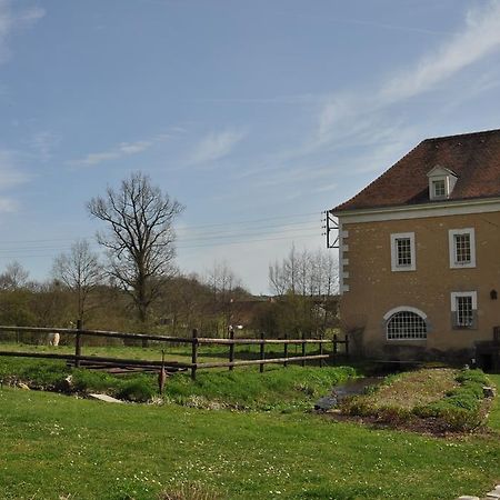 مبيت وإفطار Ecommoy Moulin De Morance المظهر الخارجي الصورة
